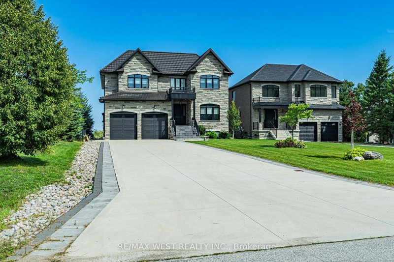 2292 Shore Lane