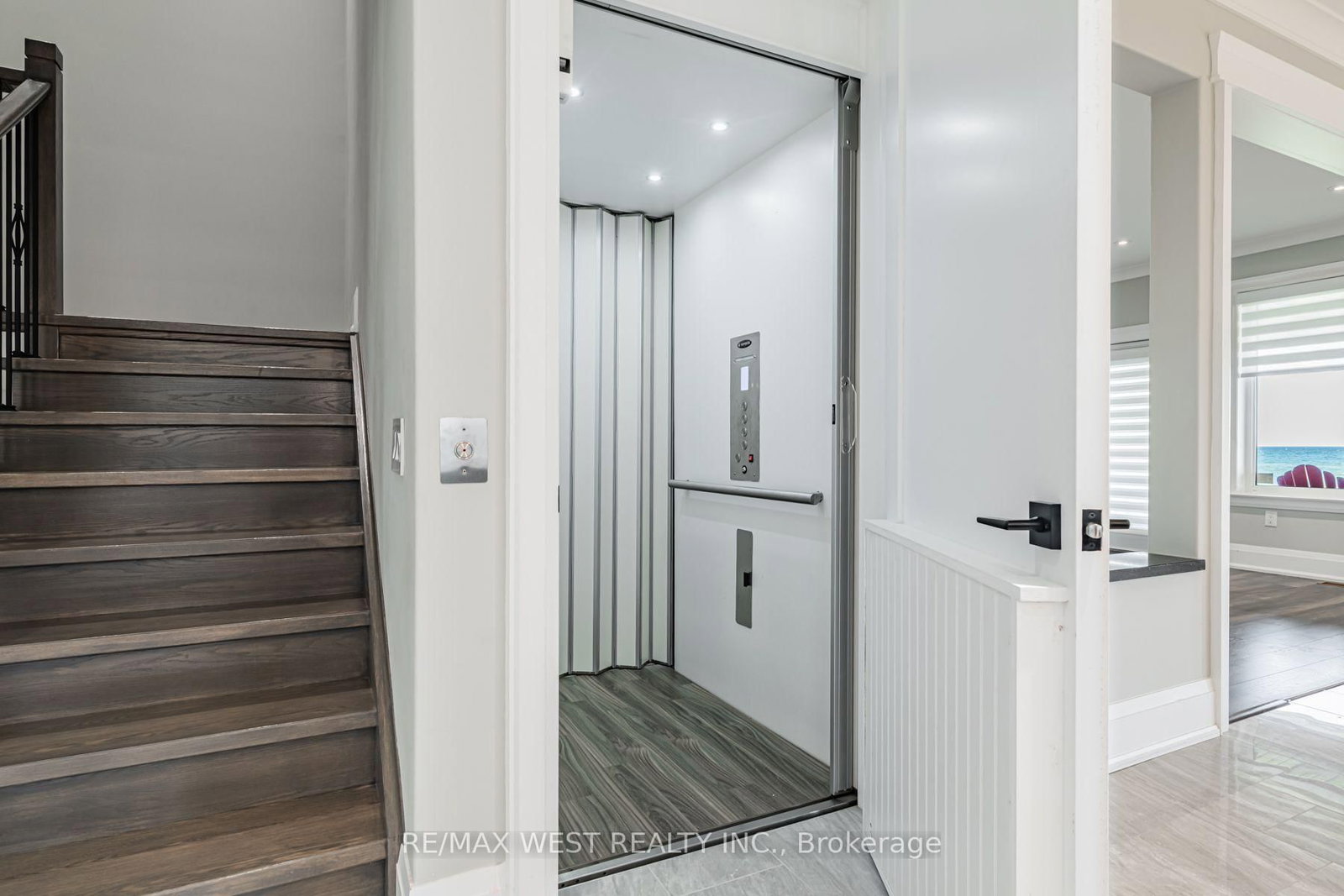 2292 Shore Lane • Wasaga Beach, ON photo 9