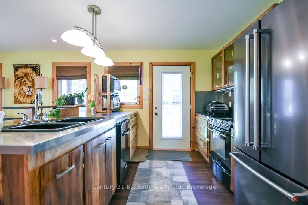 4762 Severn Street • Severn, ON photo 12