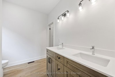 114 Brandon Avenue • Severn, ON photo 8