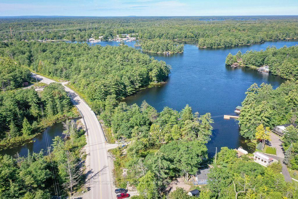 6881 Upper Big Chute Road • Severn, ON photo 4