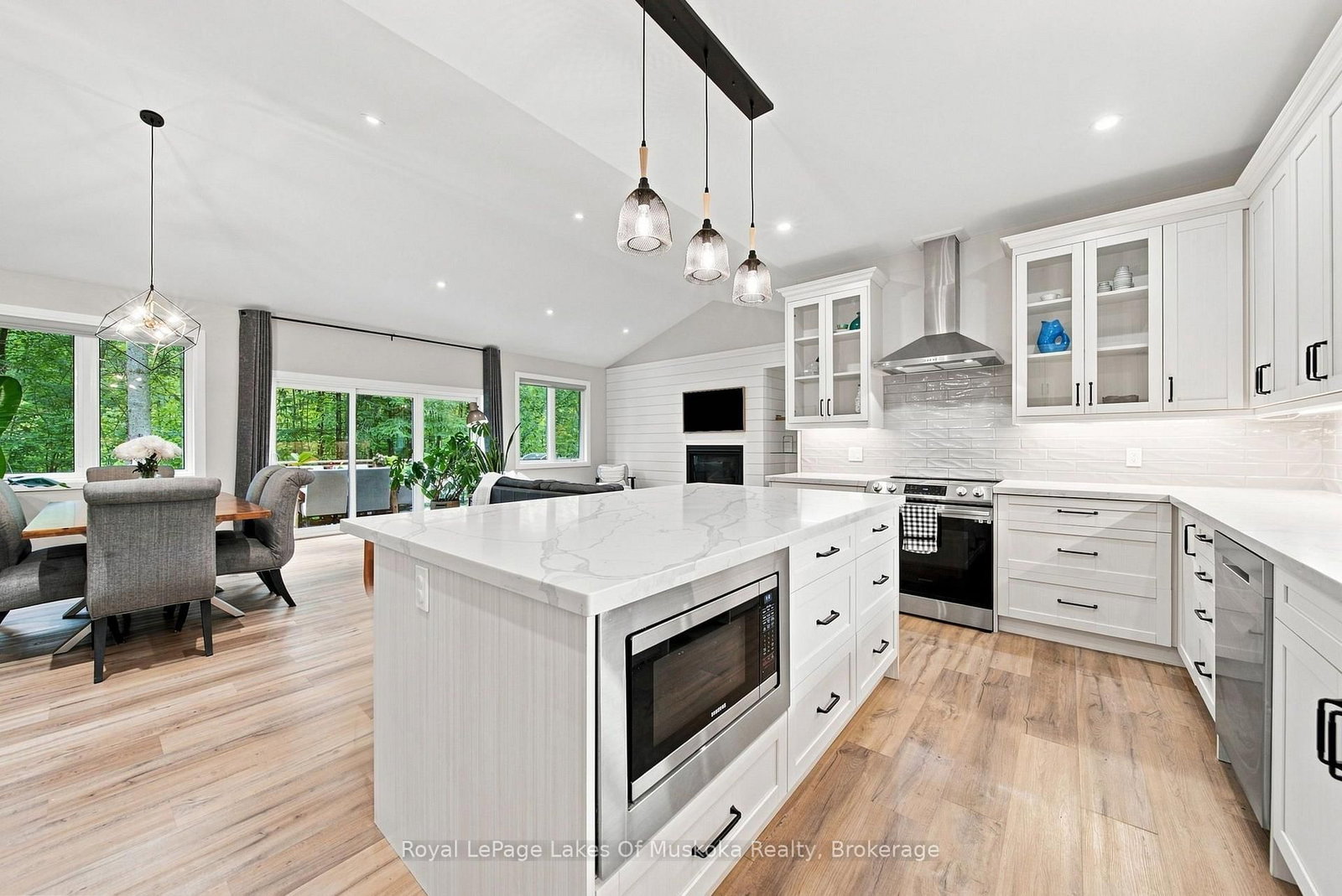 41 Meadows Avenue • Tay, ON photo 15