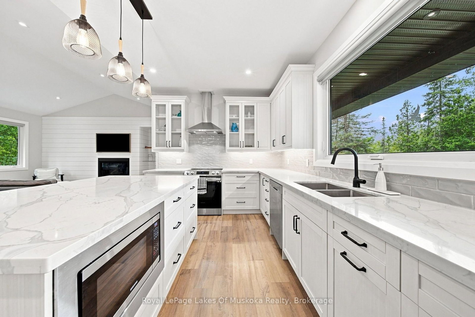41 Meadows Avenue • Tay, ON photo 16
