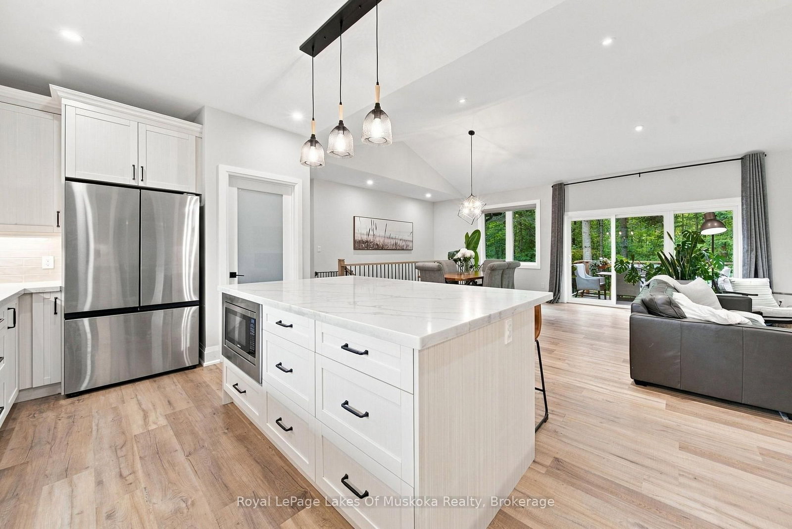 41 Meadows Avenue • Tay, ON photo 17