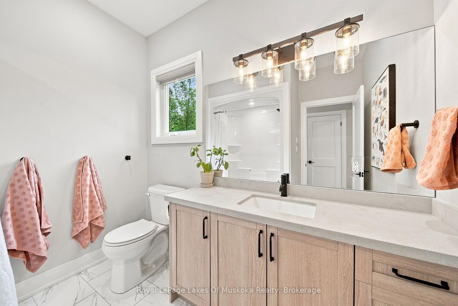 41 Meadows Avenue • Tay, ON photo 27
