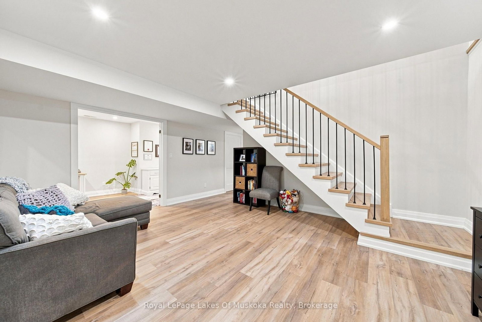 41 Meadows Avenue • Tay, ON photo 31