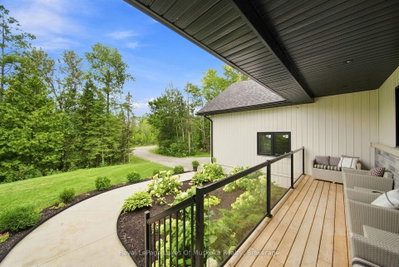 41 Meadows Avenue • Tay, ON photo 4