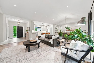 41 Meadows Avenue • Tay, ON photo 8