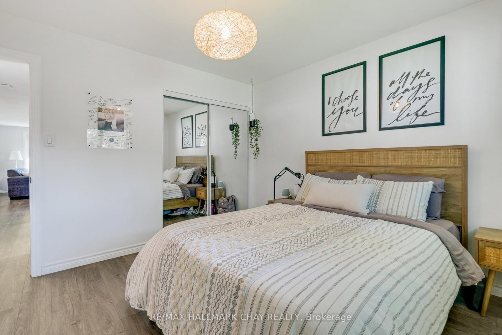 11 Daphne Crescent • Barrie, ON photo 16