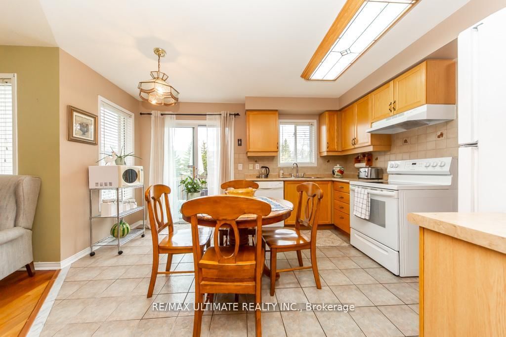 5 Twiss Drive • Barrie, ON photo 15