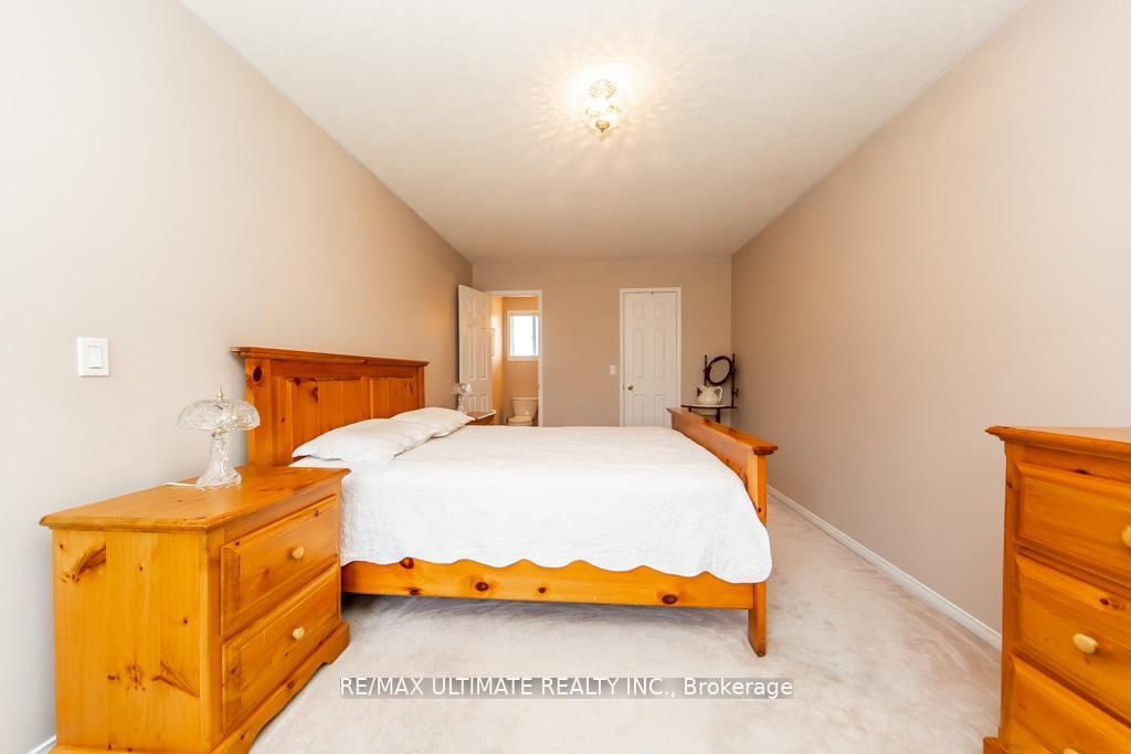 5 Twiss Drive • Barrie, ON photo 31