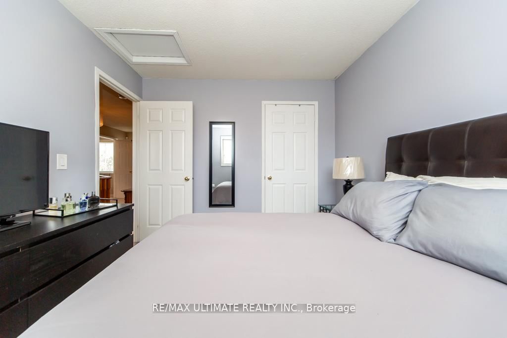 5 Twiss Drive • Barrie, ON photo 39