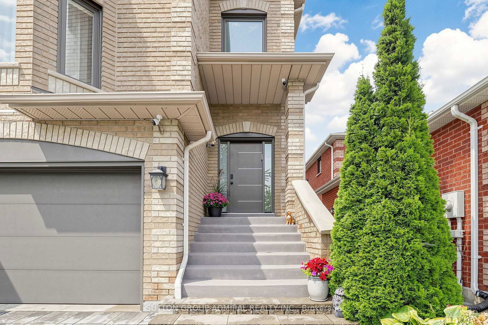 113 Widgeon Street • Barrie, ON photo 3