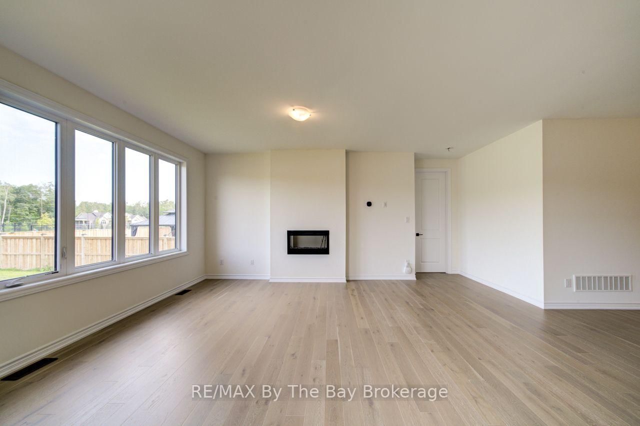 232 Ramblewood Drive • Wasaga Beach, ON photo 12