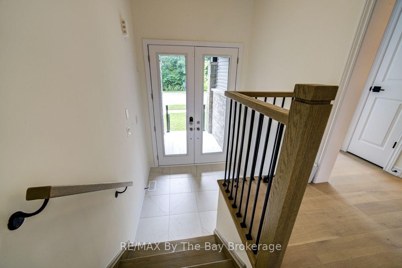 232 Ramblewood Drive • Wasaga Beach, ON photo 4