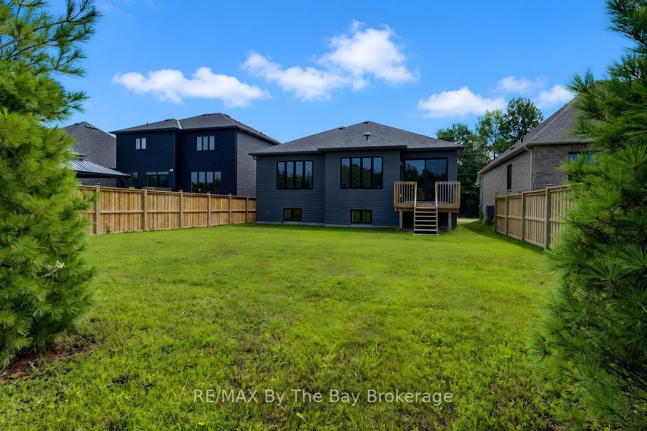 232 Ramblewood Drive • Wasaga Beach, ON photo 48