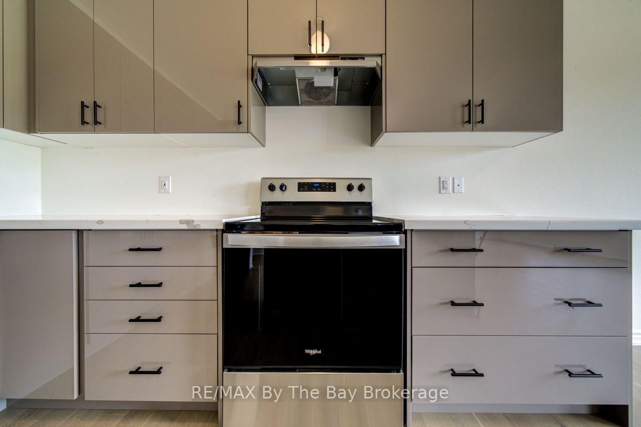 232 Ramblewood Drive • Wasaga Beach, ON photo 9