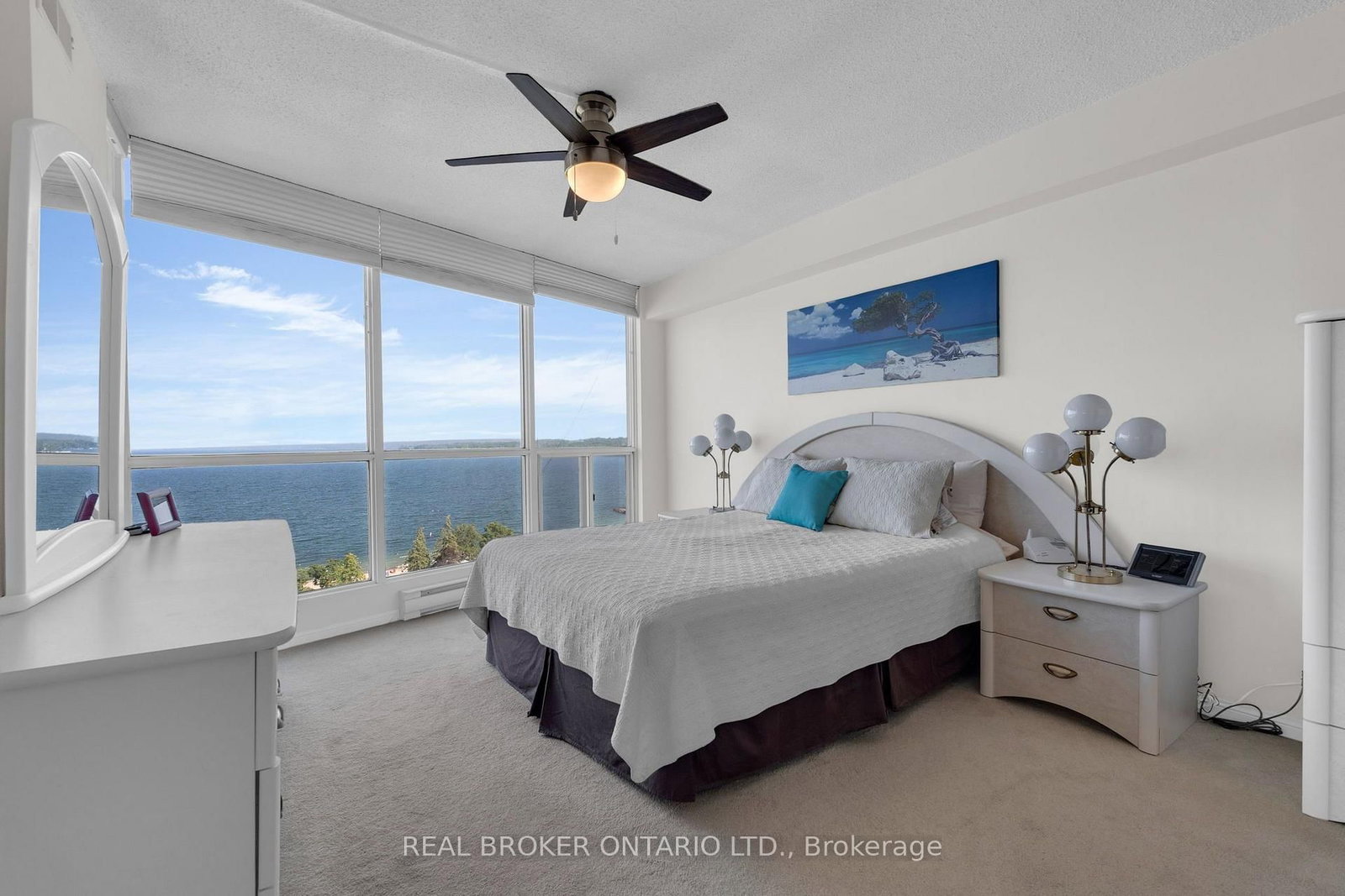 65 Ellen Street • #903 • Barrie, ON photo 17