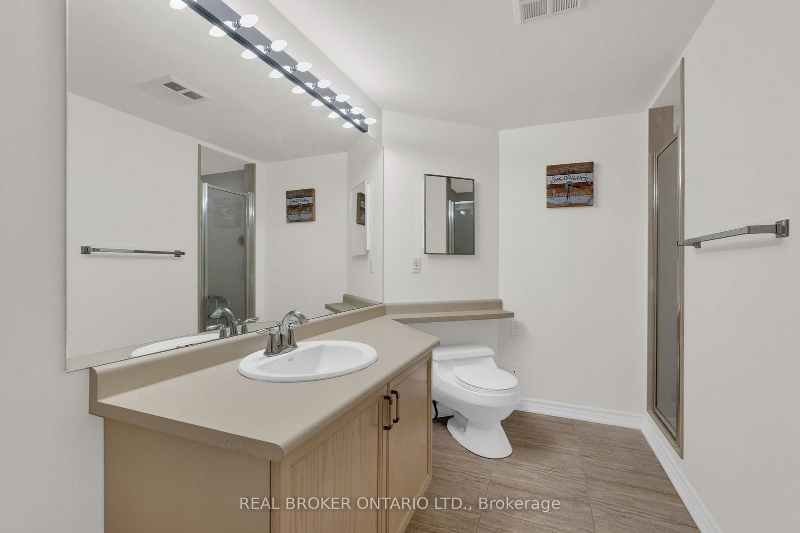 65 Ellen Street • #903 • Barrie, ON photo 21