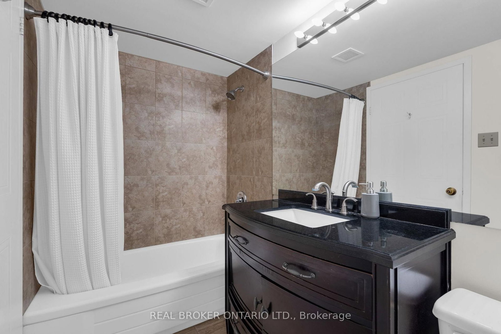 65 Ellen Street • #903 • Barrie, ON photo 29
