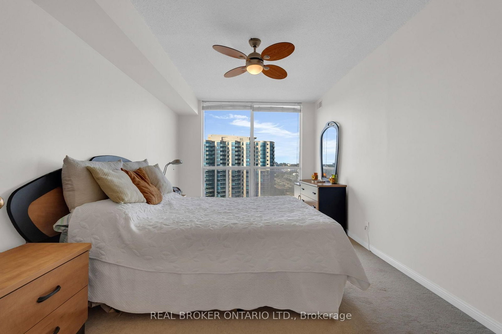 65 Ellen Street • #903 • Barrie, ON photo 30