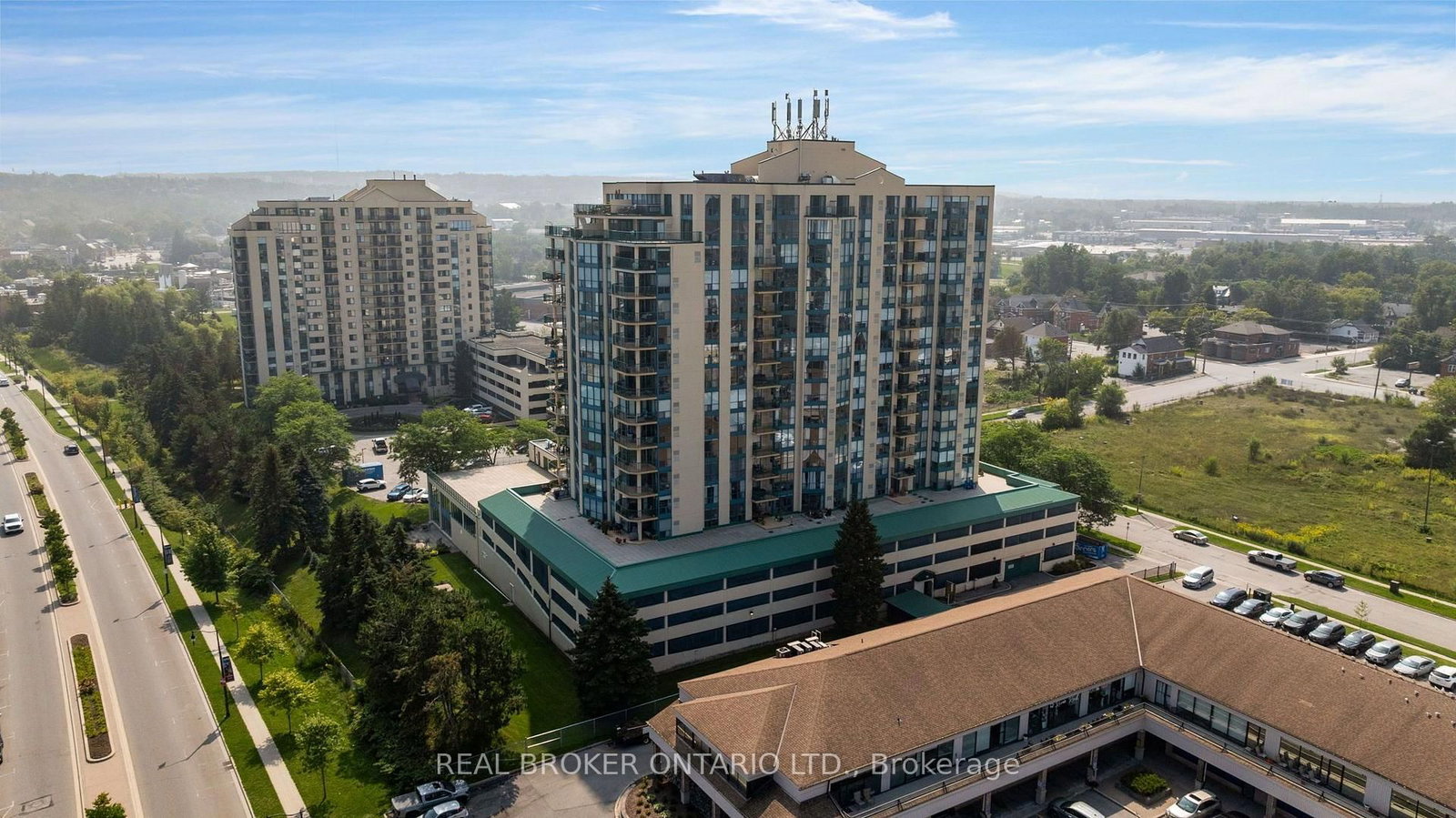 65 Ellen Street • #903 • Barrie, ON photo 39
