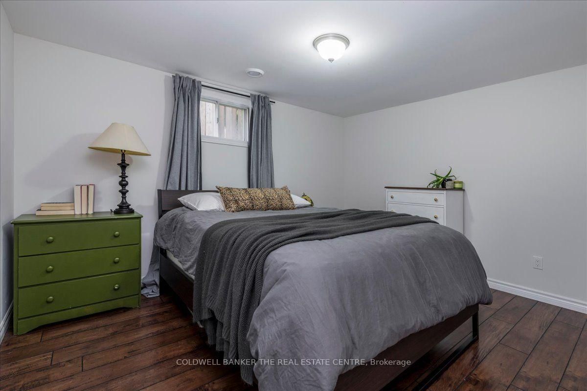 18 Agnes Street • Barrie, ON photo 20