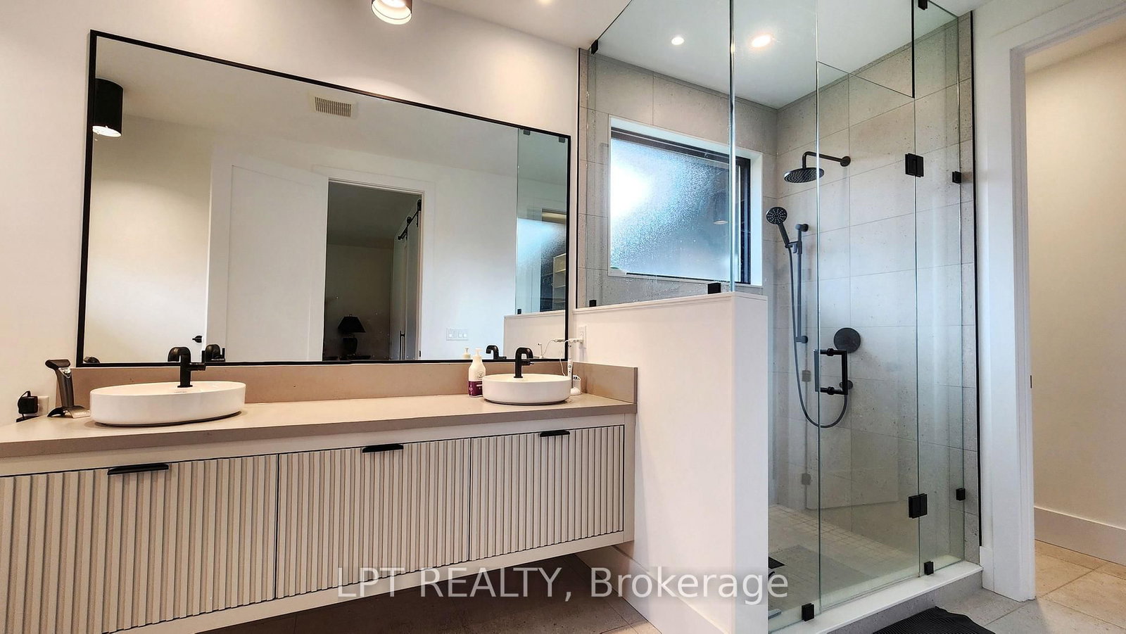 15 Byers Street • Springwater, ON photo 16