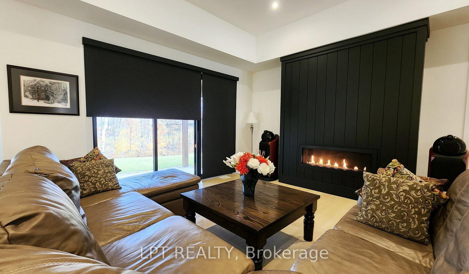 15 Byers Street • Springwater, ON photo 4