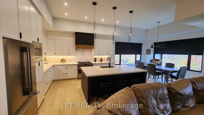 15 Byers Street • Springwater, ON photo 6