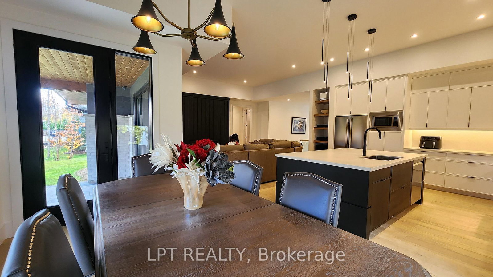15 Byers Street • Springwater, ON photo 9