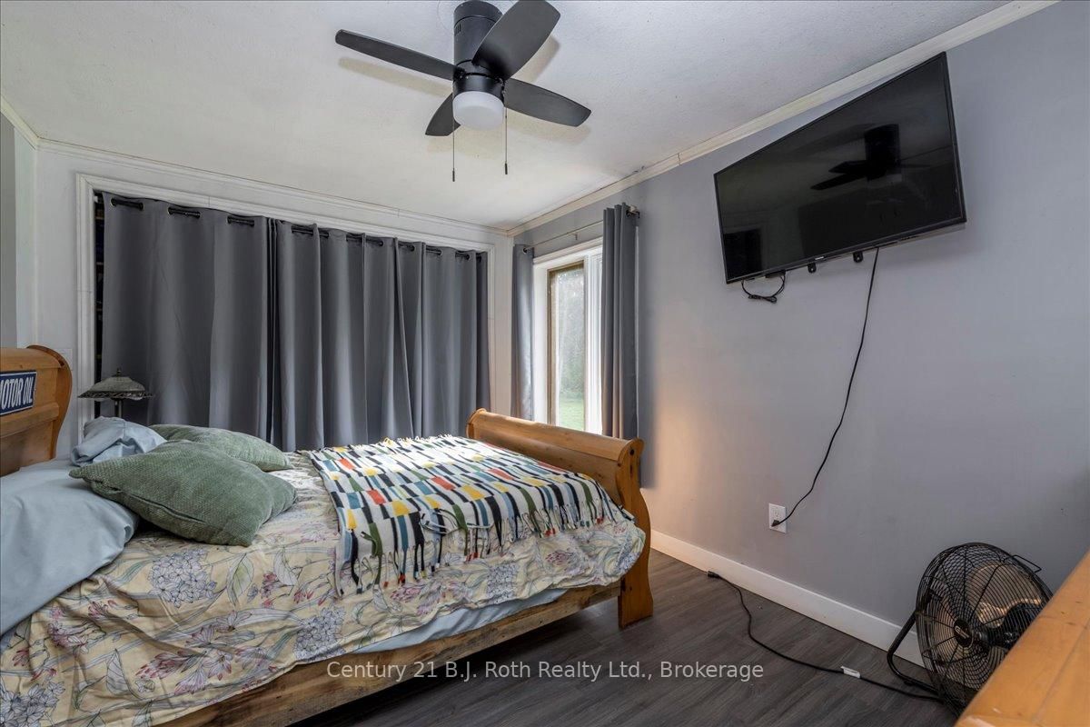 2286 Flos 10 Road • Springwater, ON photo 13