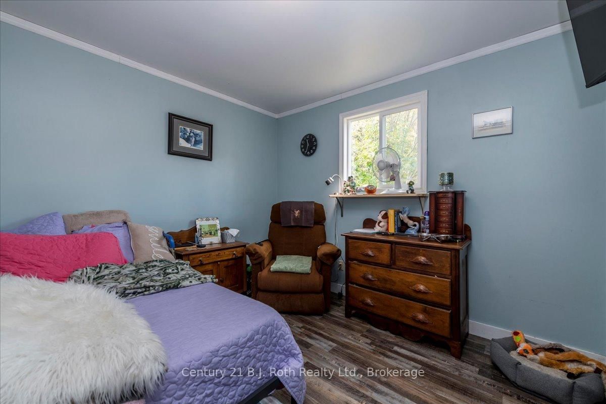 2286 Flos 10 Road • Springwater, ON photo 14