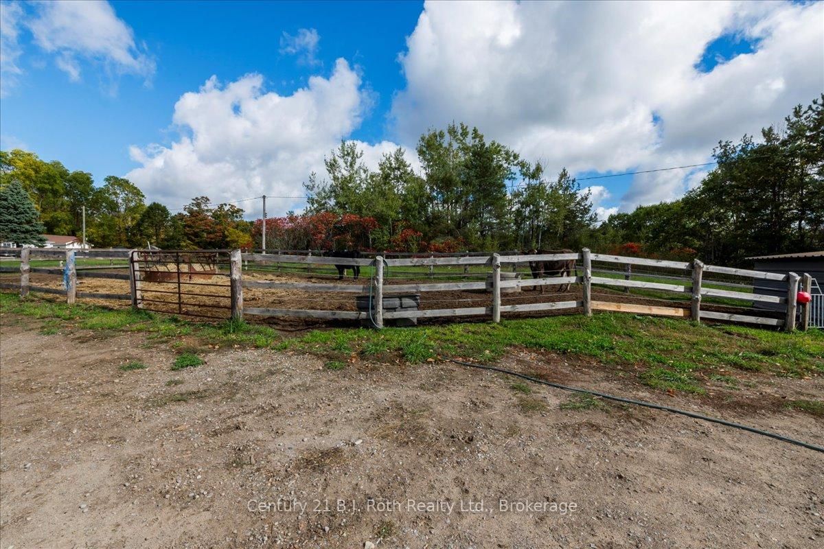 2286 Flos 10 Road • Springwater, ON photo 24