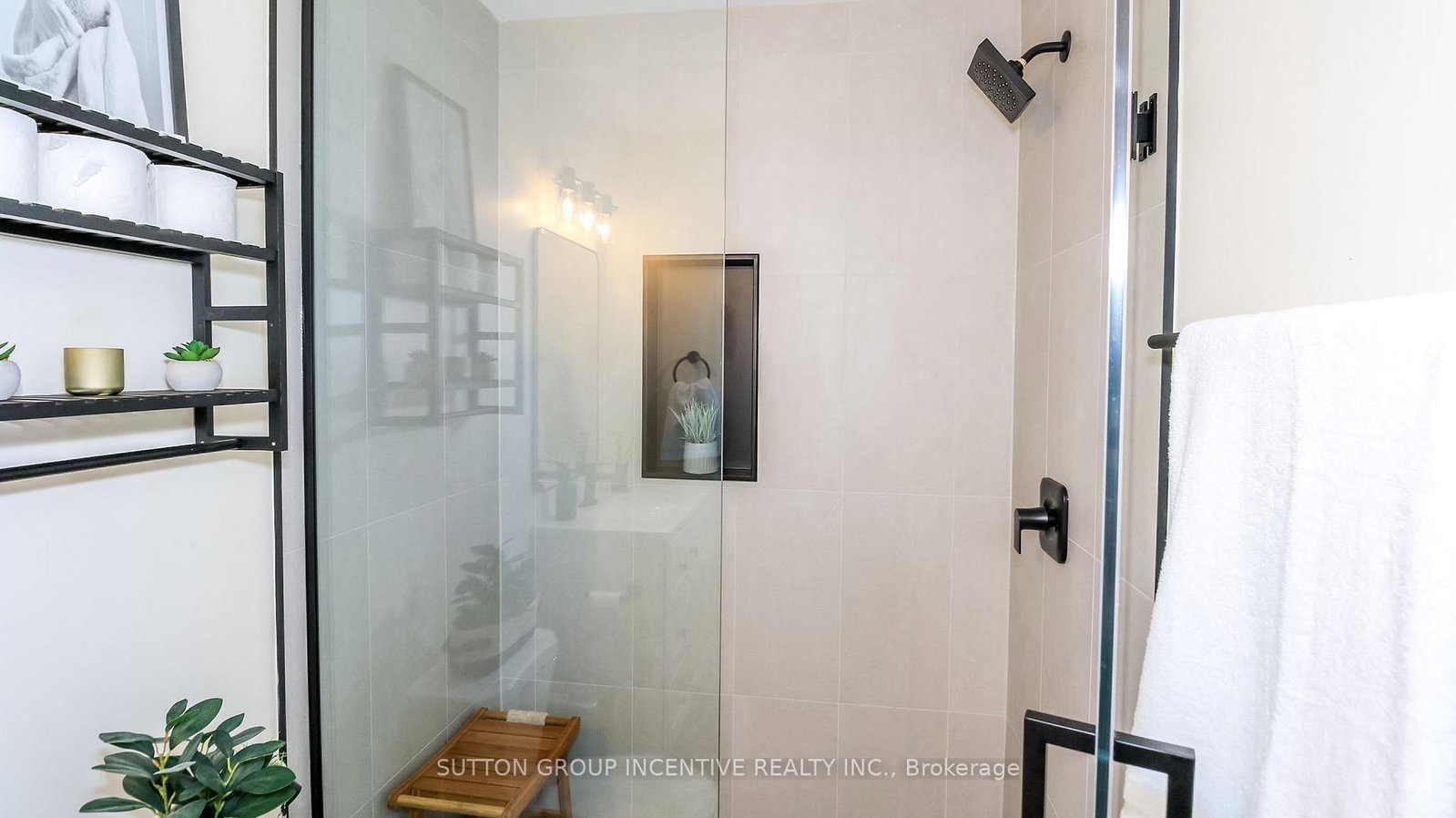 152 Julia Crescent • Orillia, ON photo 16