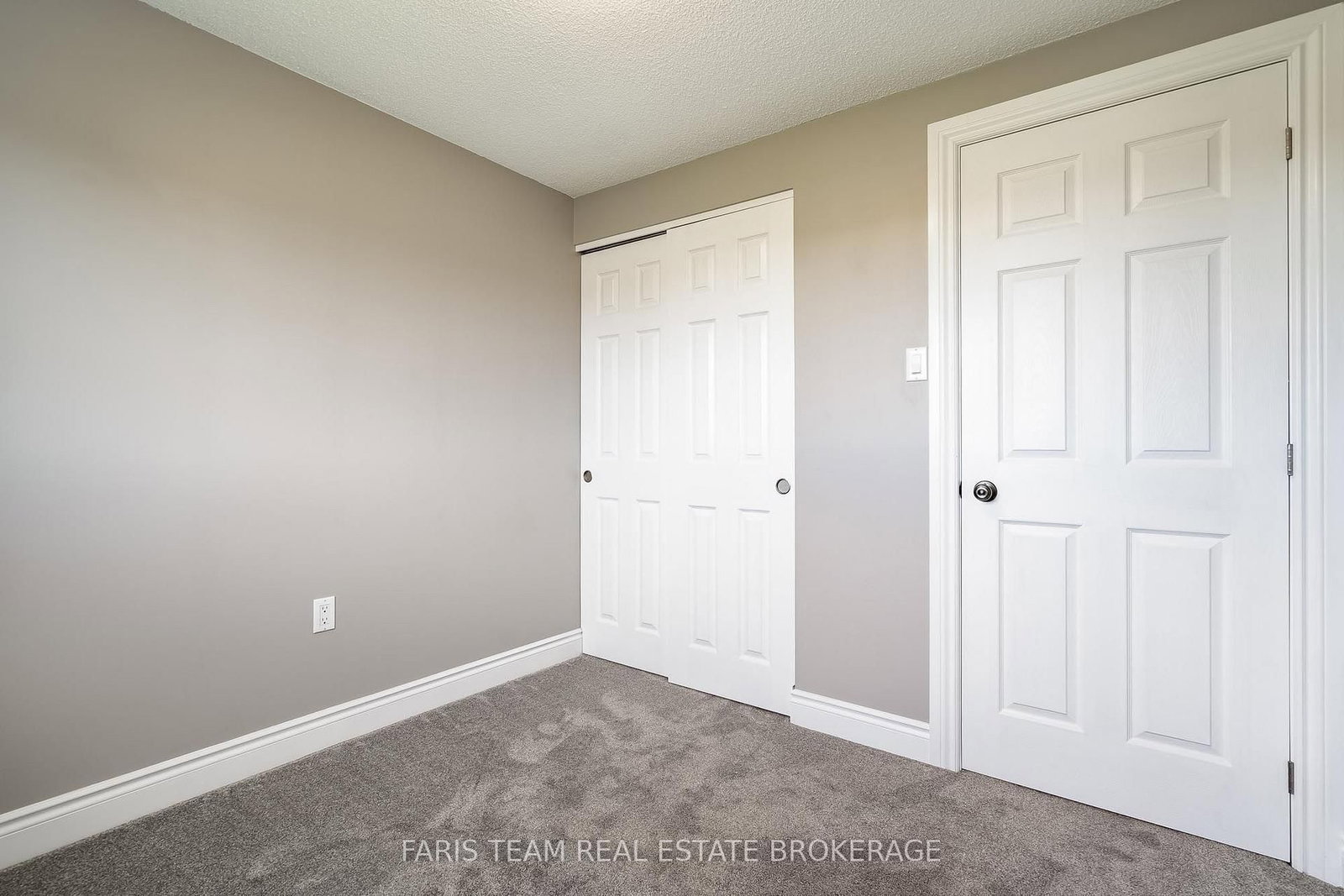 12 Arthur Avenue • Barrie, ON photo 20