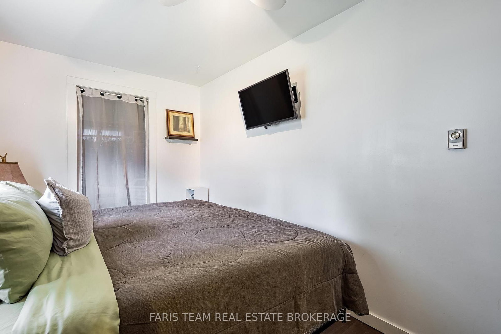 18 Poyntz Street • Penetanguishene, ON photo 15