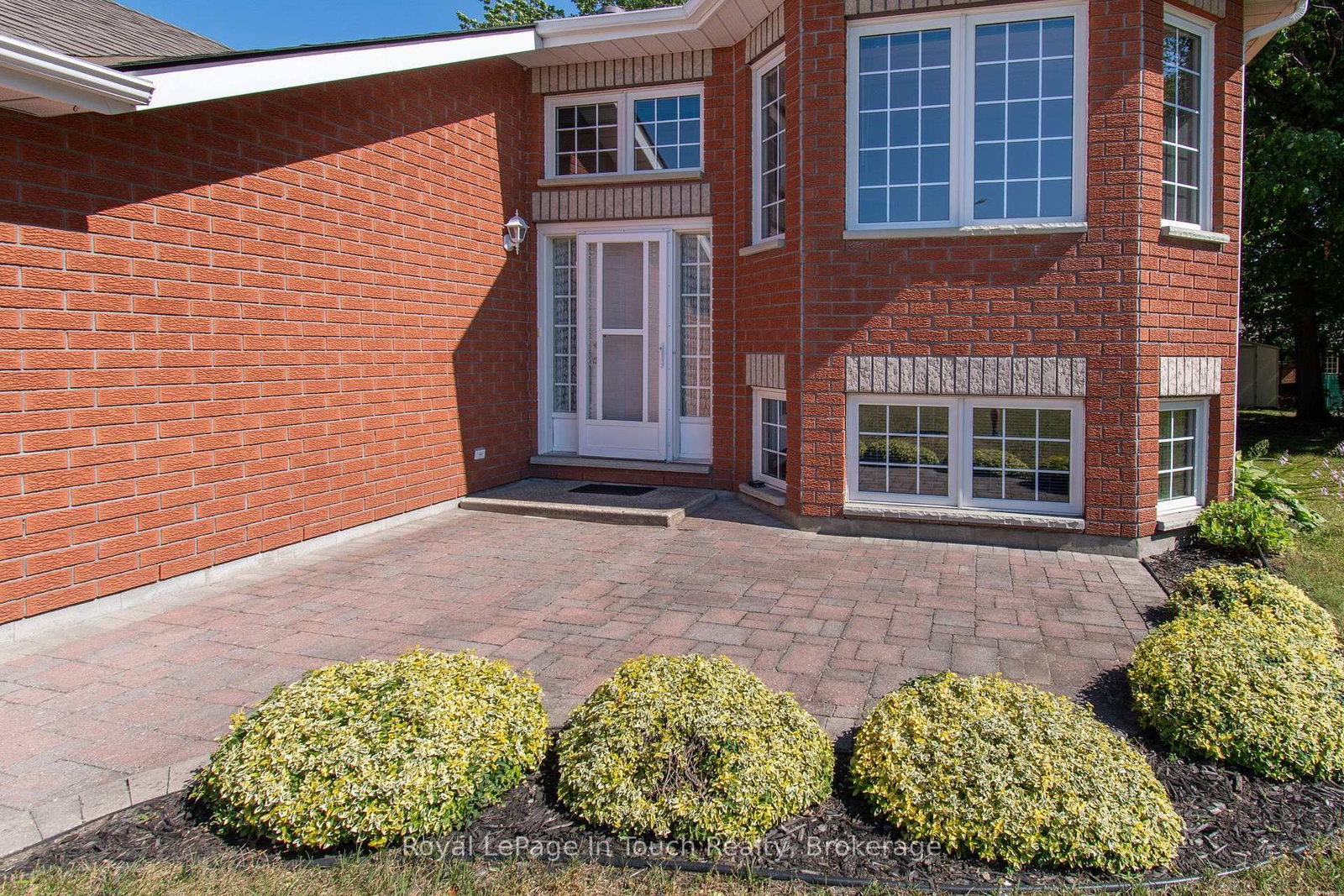 30 Charles Street • Penetanguishene, ON photo 13