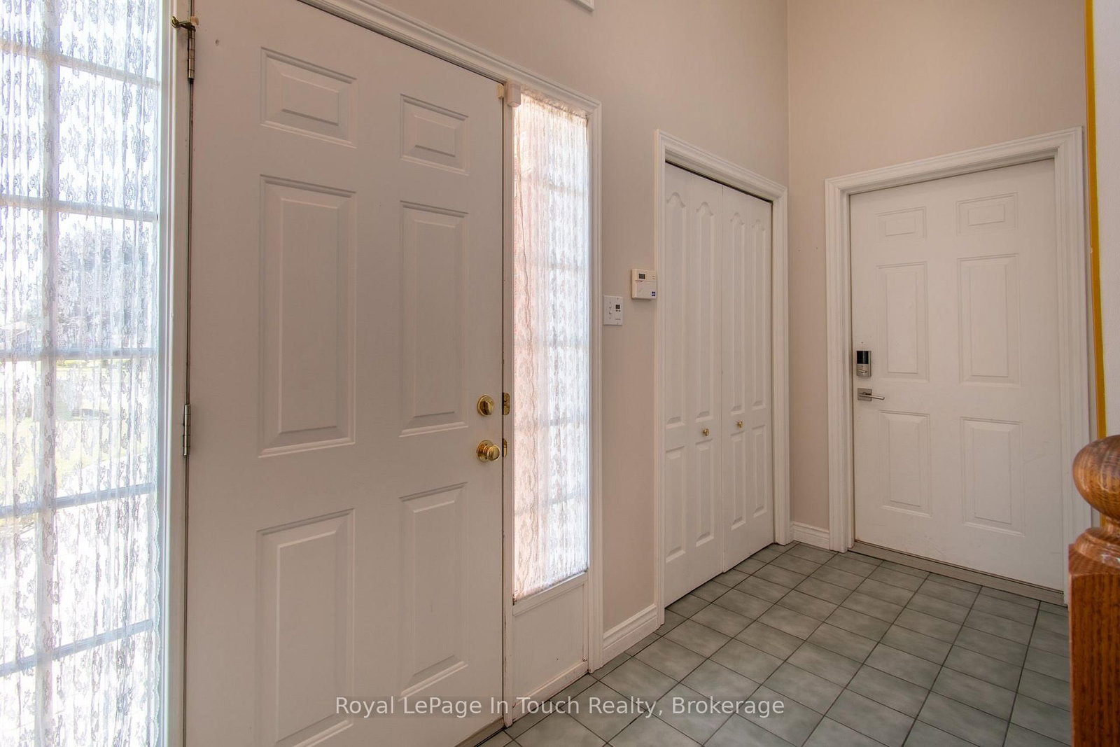 30 Charles Street • Penetanguishene, ON photo 14