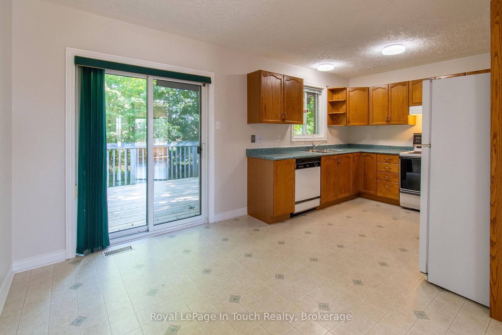 30 Charles Street • Penetanguishene, ON photo 19