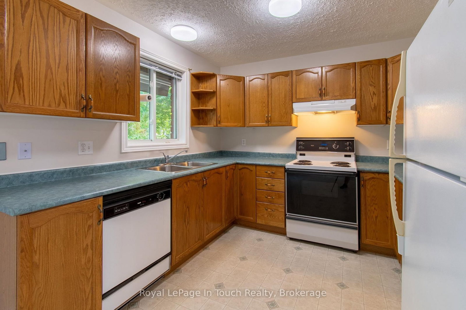 30 Charles Street • Penetanguishene, ON photo 20