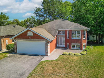 30 Charles Street • Penetanguishene, ON photo 3
