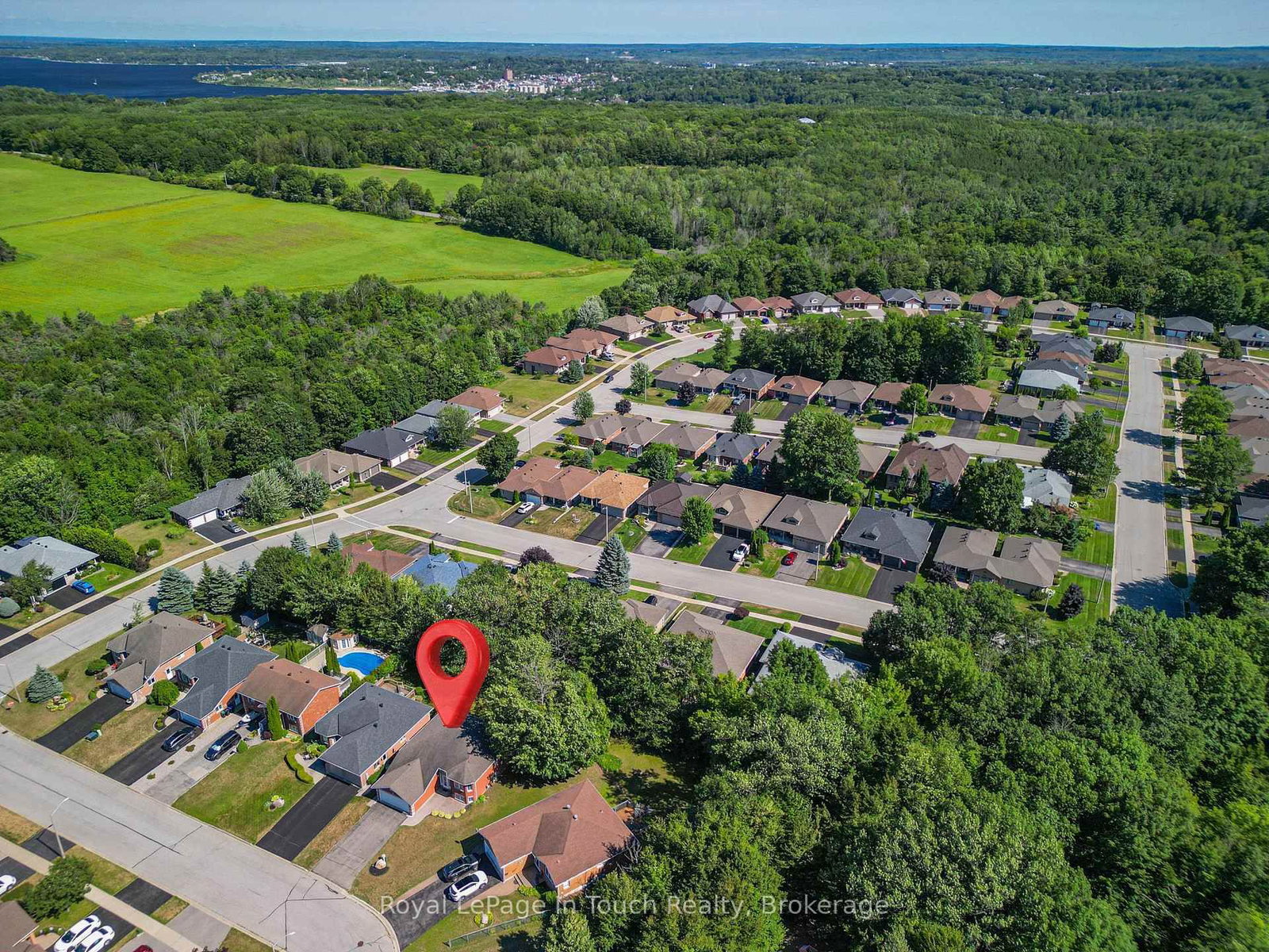 30 Charles Street • Penetanguishene, ON photo 45