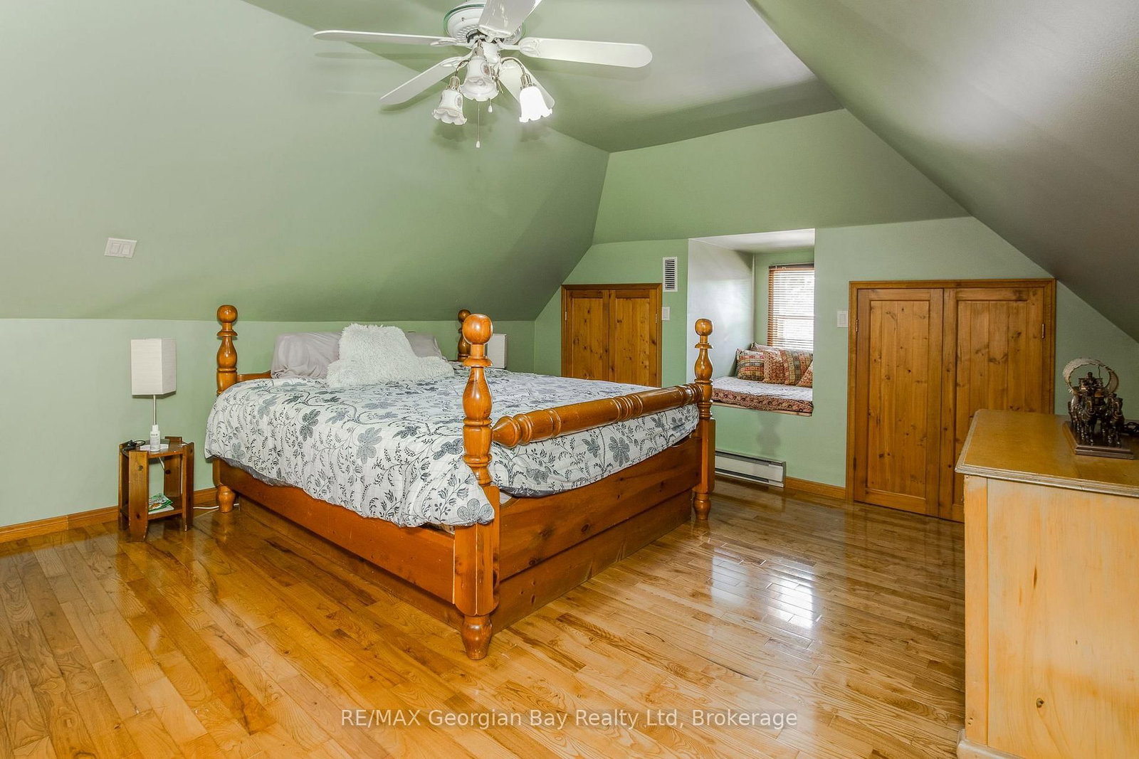 305 Lindsay Street E • Midland, ON photo 22
