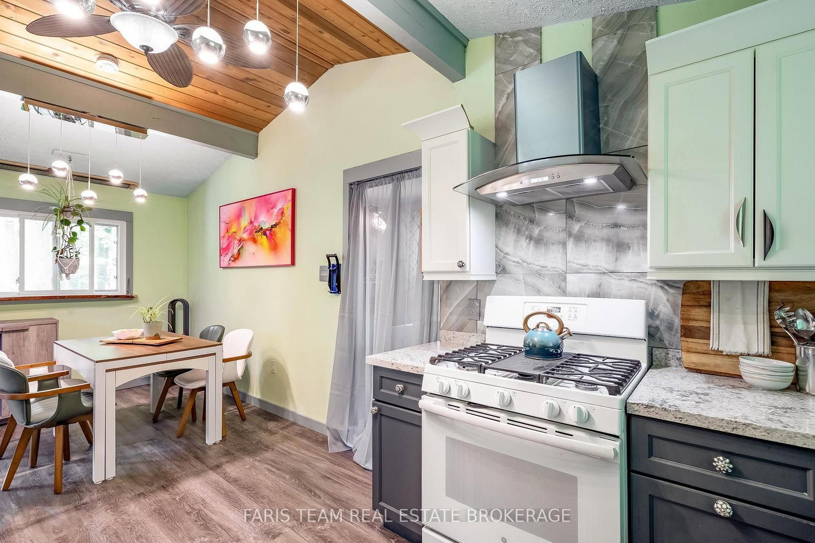 103 Silver Birch Drive • Tiny, ON photo 8