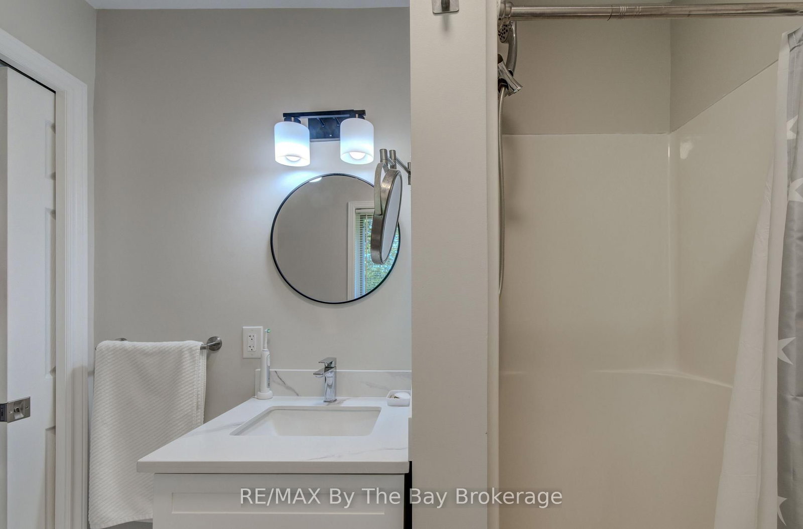 258 Sunnidale Street • Clearview, ON photo 23