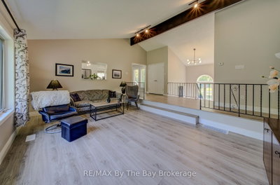 258 Sunnidale Street • Clearview, ON photo 9