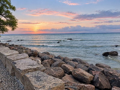 22 William Avenue • Wasaga Beach, ON photo 3