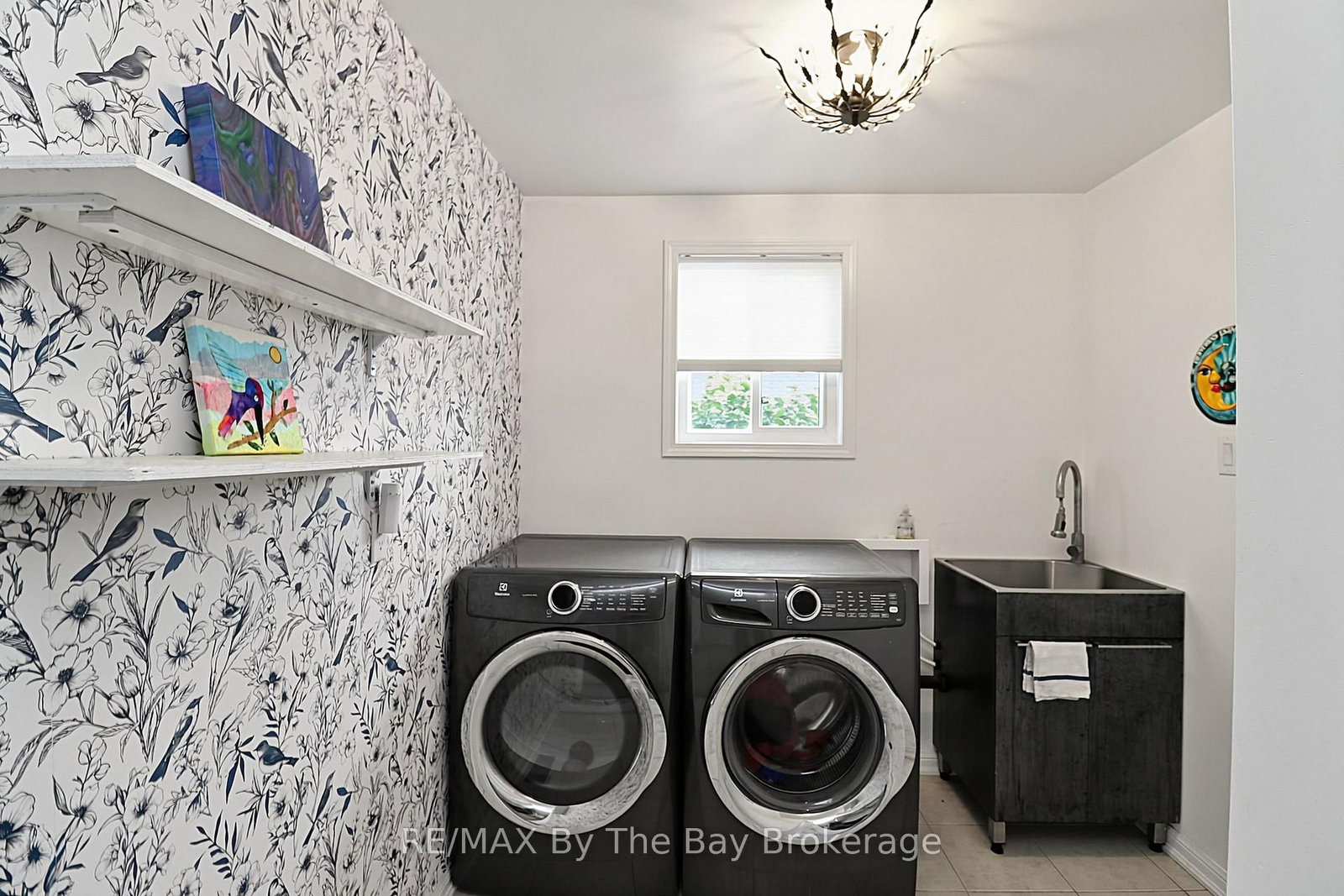 84 Wesley Avenue • Wasaga Beach, ON photo 19