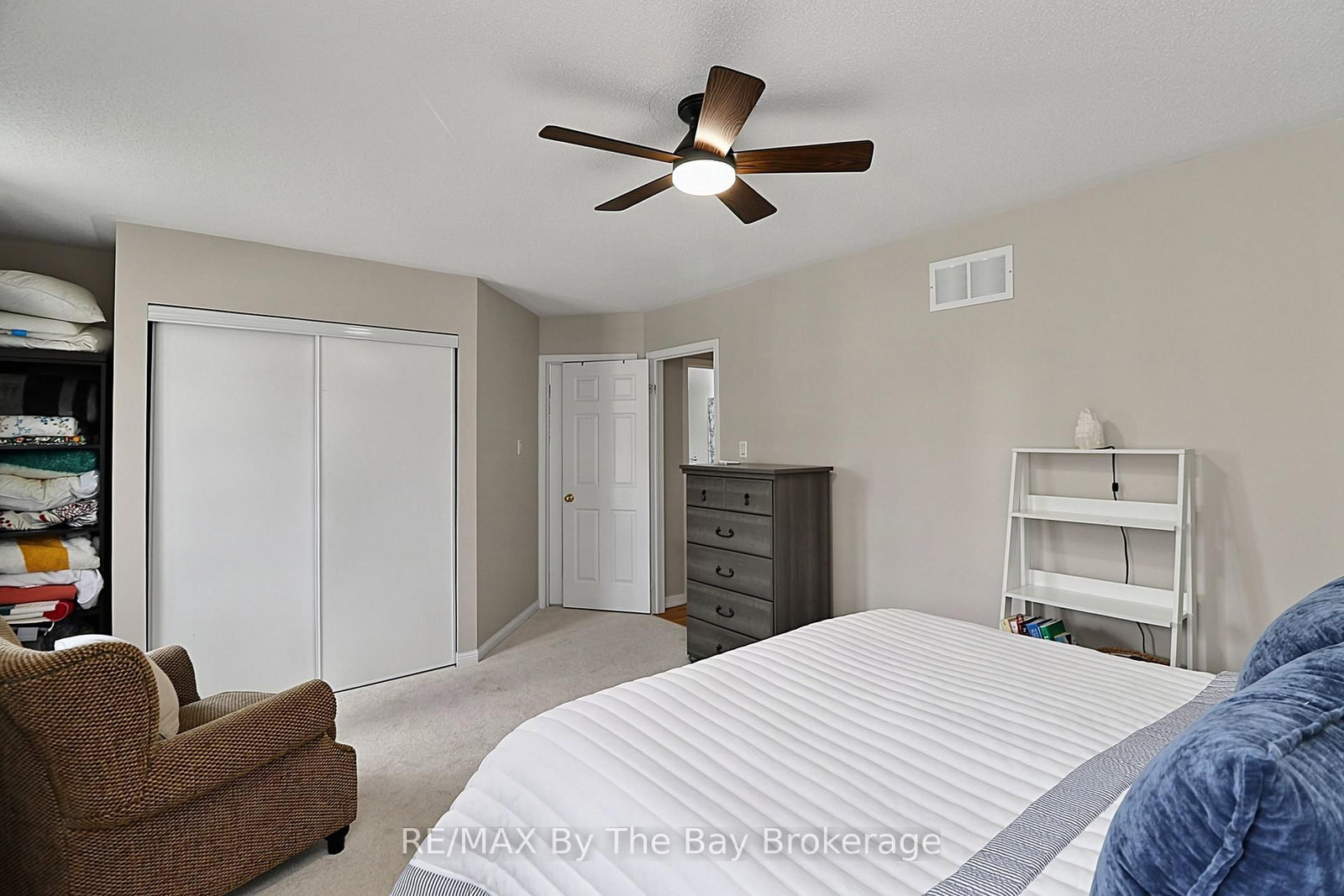84 Wesley Avenue • Wasaga Beach, ON photo 24